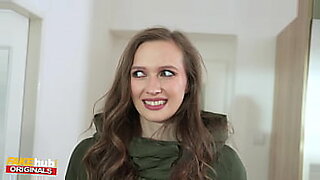 alice-klay-first-anal-date