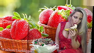 are better at making girls cum naughty blonde fucks her sisters