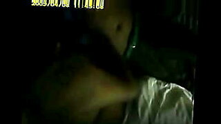 hermanos-follan-a-espaldas-de-mama-xxx