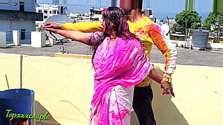 bare bhabhy buttocks xhamster