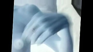 amateur-suck-while-masturbate-didlo