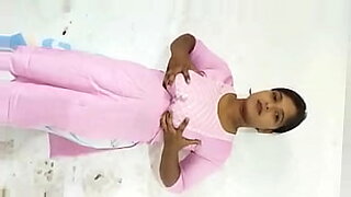 xvideos-culona-en-minifalda