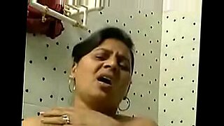 big boobs telugu aunty bathing