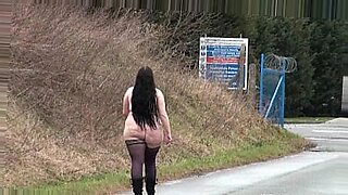 hot figure girl nude in public